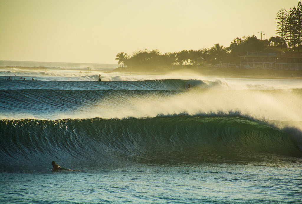 Ocean & Waves by Larisa Cevallos